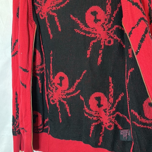 BETSEY JOHNSON Rare vintage Spider Rhinestone sweater Small - Picture 5 of 7